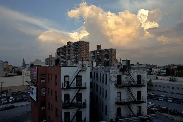big sky tenement by Several seconds on Flickr